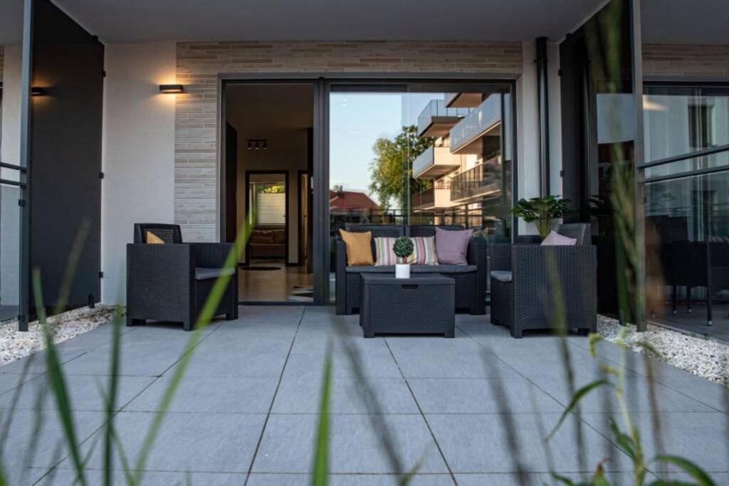 Apartament Twierdza Z Widokiem Na Jezioro Ostróda Exterior foto
